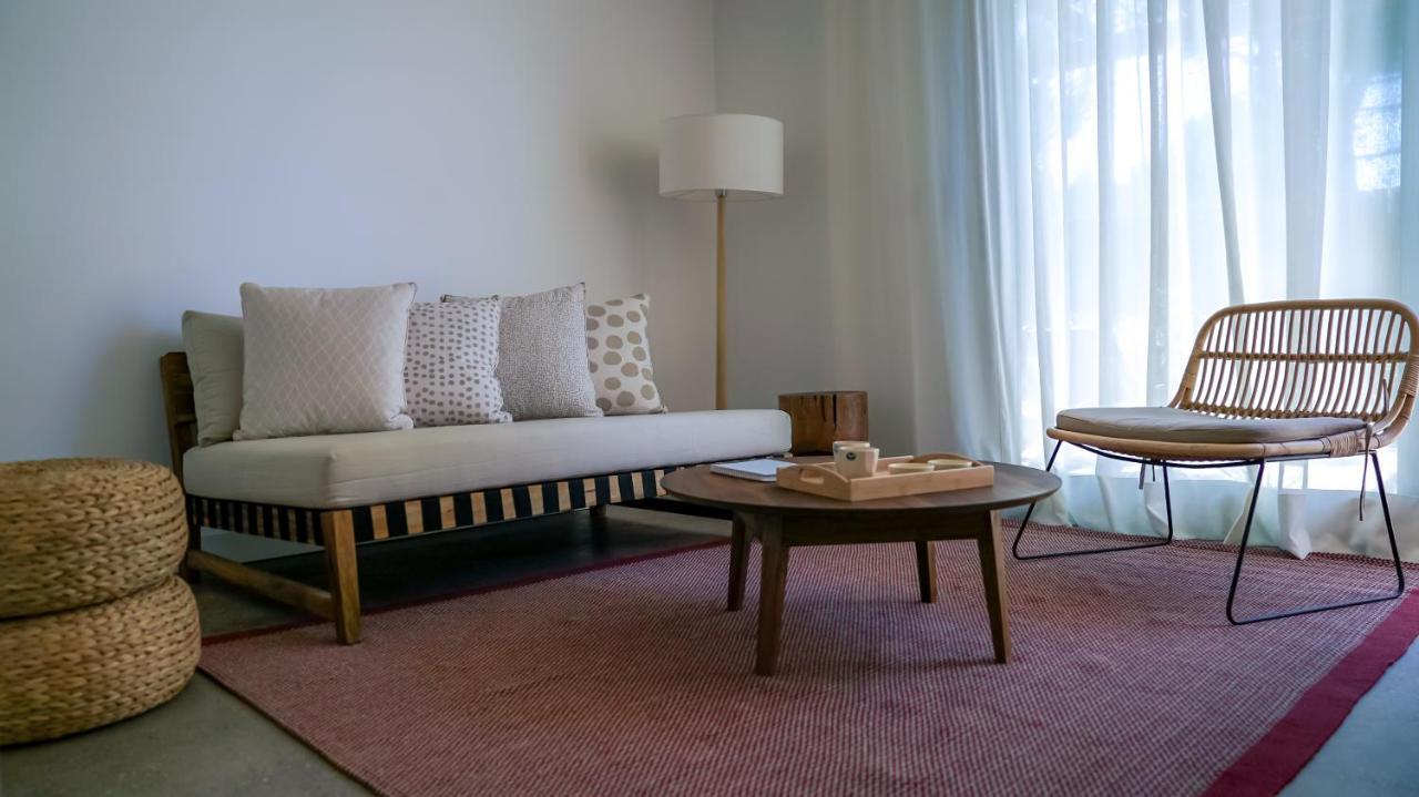 Casagrande Hotel & Beach Club José Ignacio Zewnętrze zdjęcie A living room with a carpet
