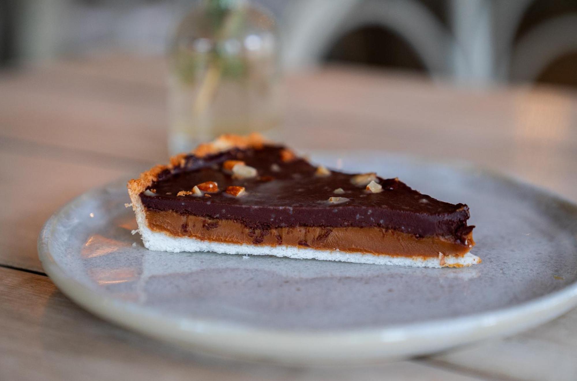 Casagrande Hotel & Beach Club José Ignacio Zewnętrze zdjęcie A slice of chocolate and salted caramel tart